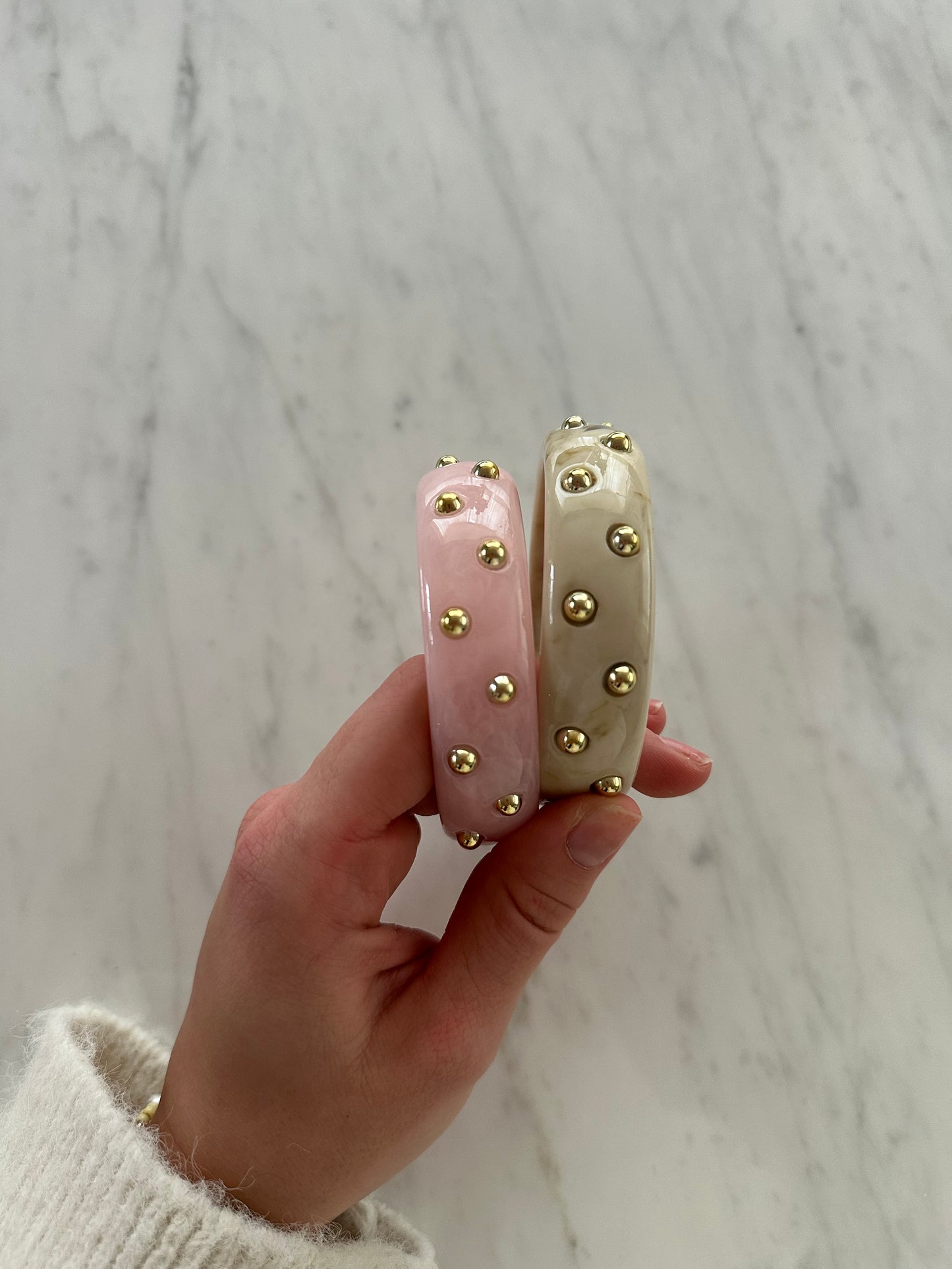 Studs bangle pink