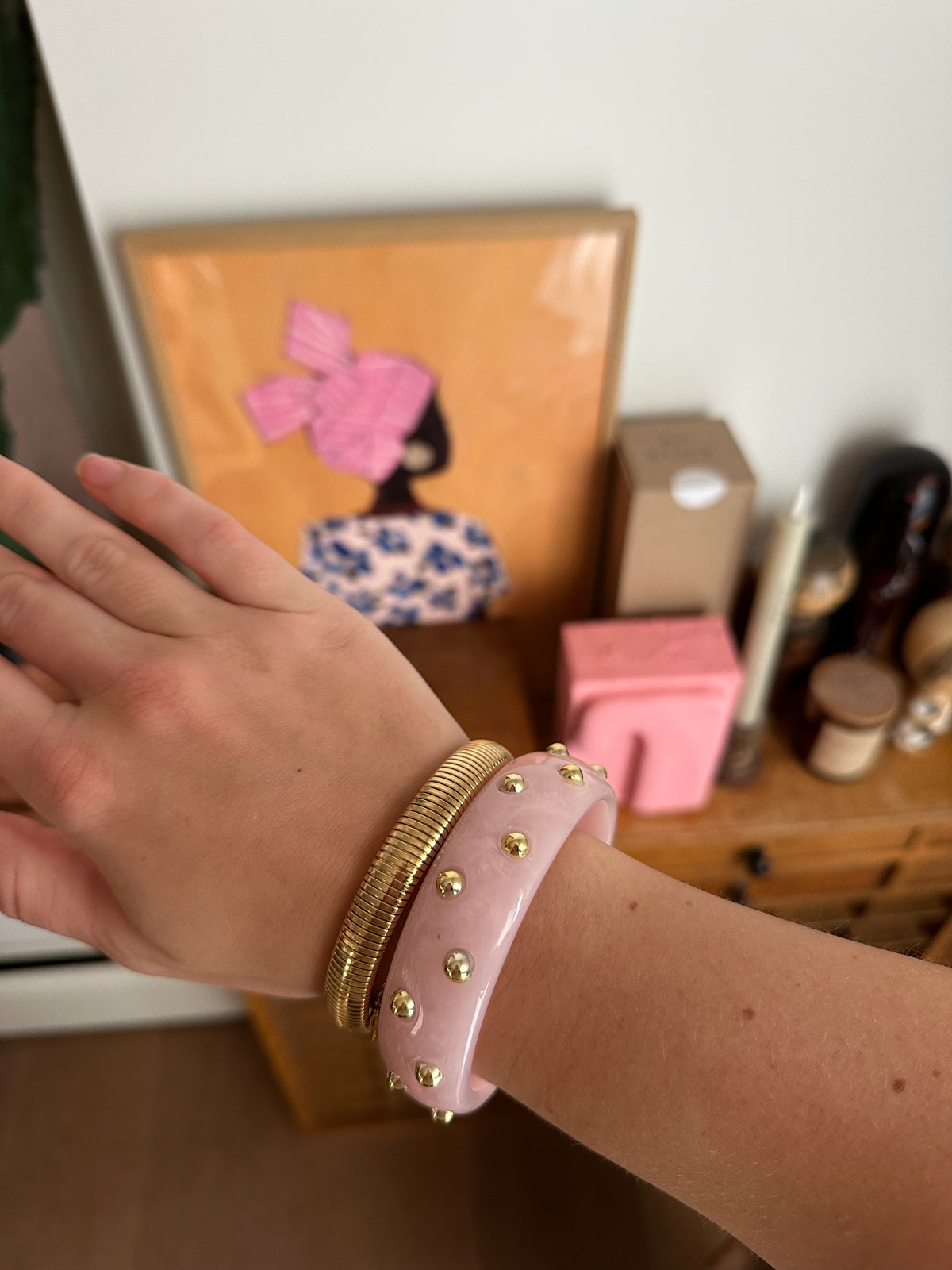 Classic bangle