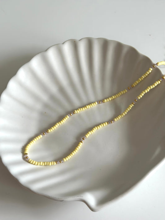 Handmade yellow ketting