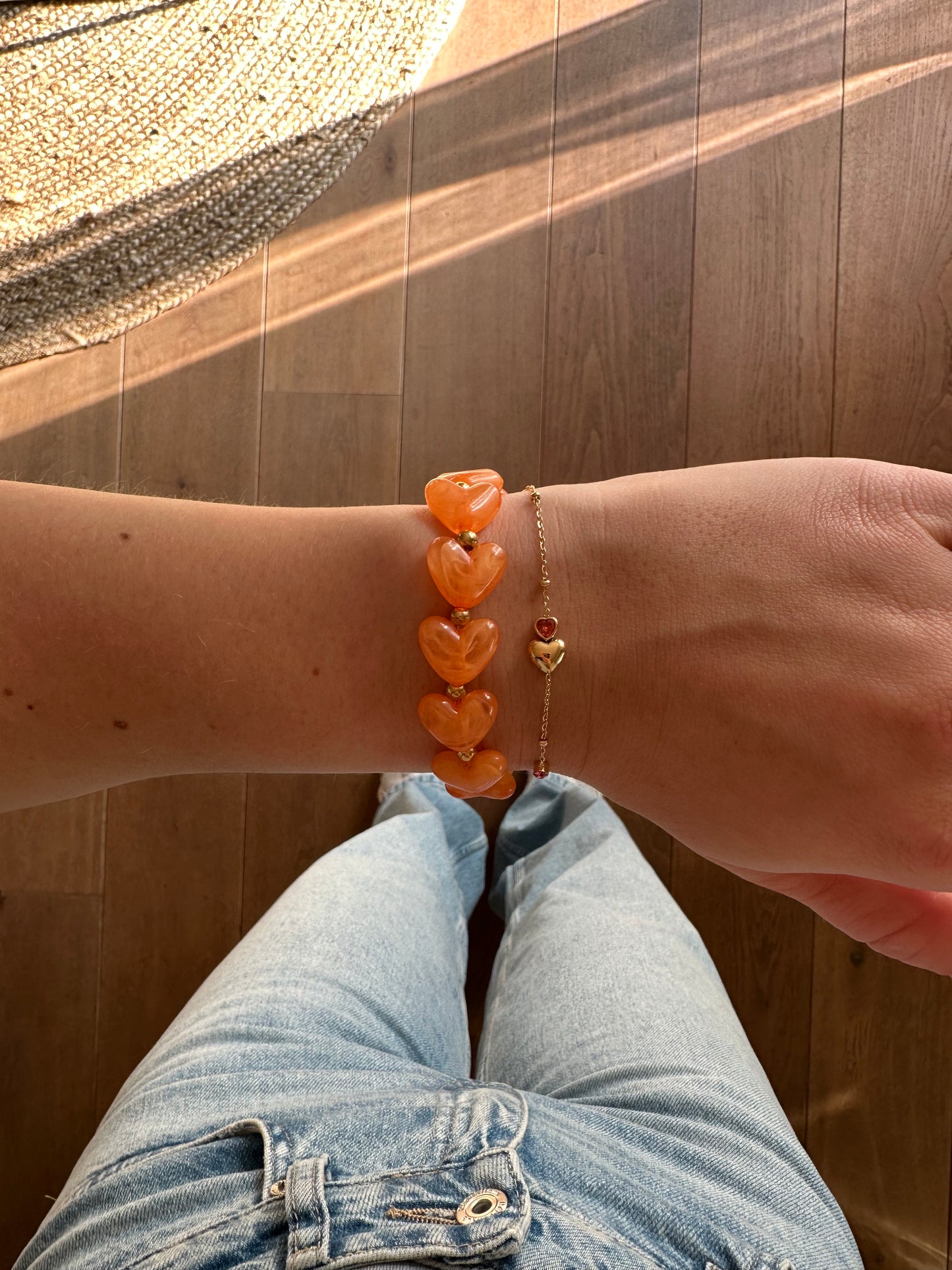 Hartjes armbandje oranje