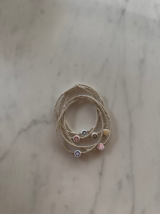 Handmade zilver smiley armbandje