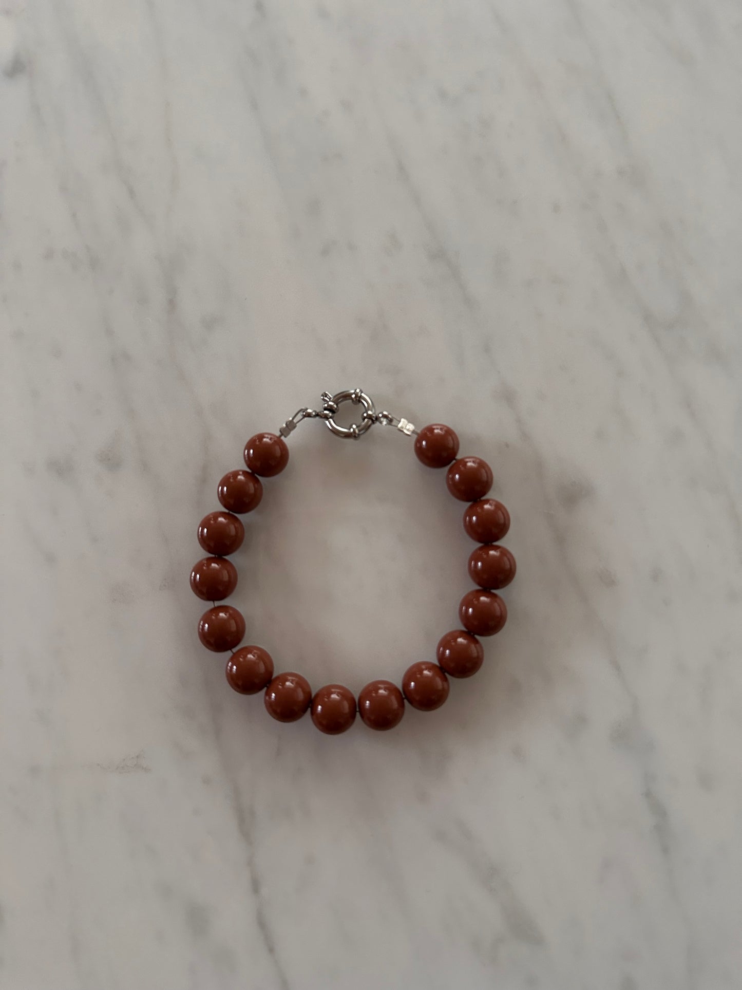 Handmade beadies armbandje | Lichtbruin