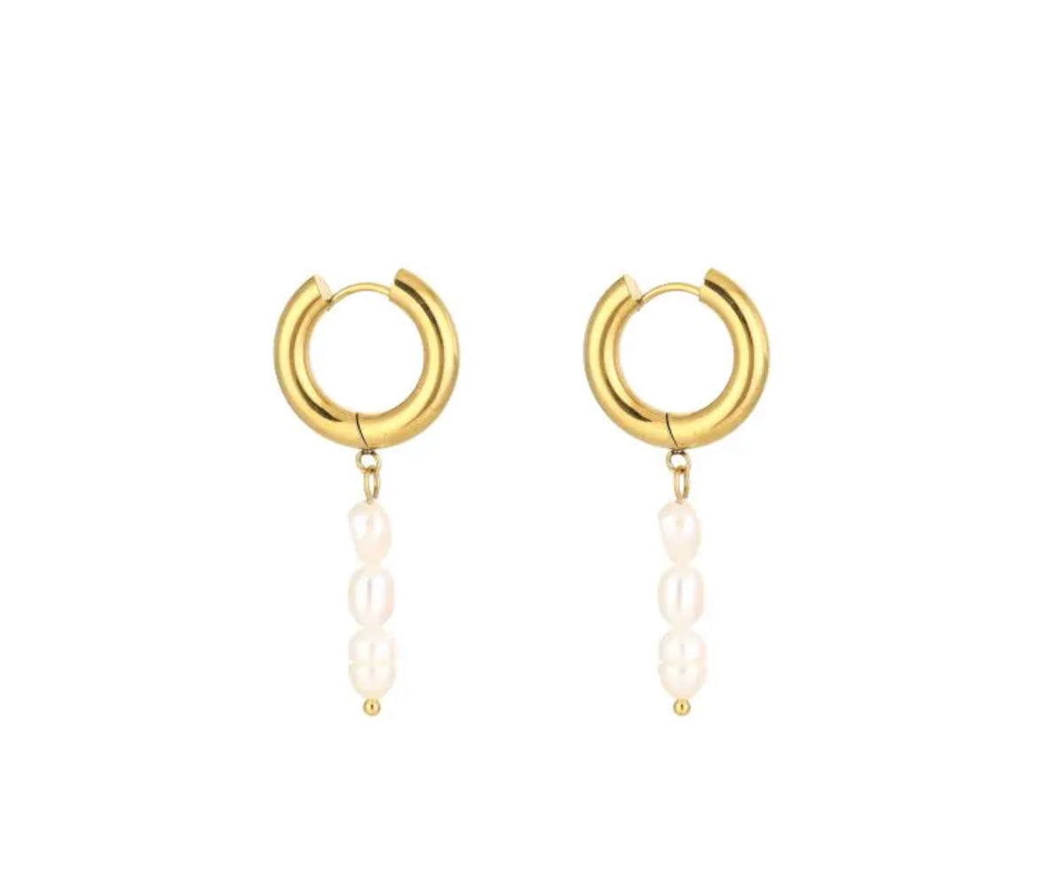 Pearl beadies oorbellen