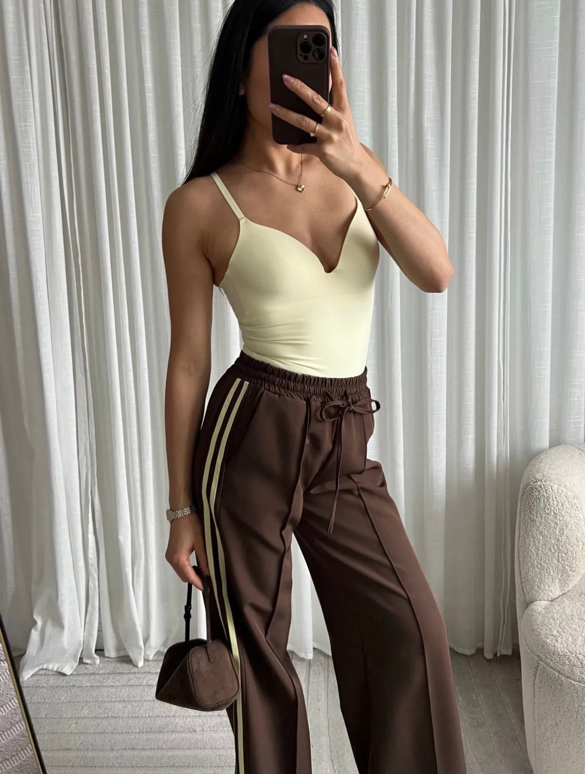 Butteryellow body