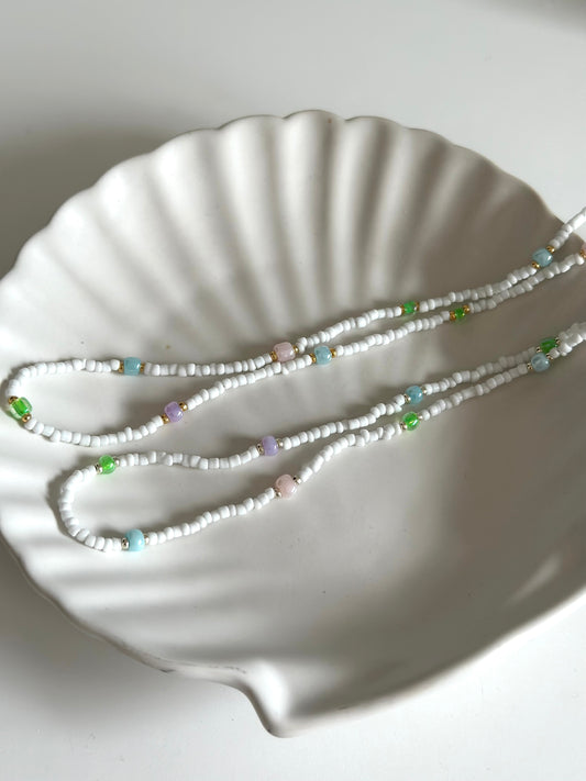 Handmade colourful kettinkje