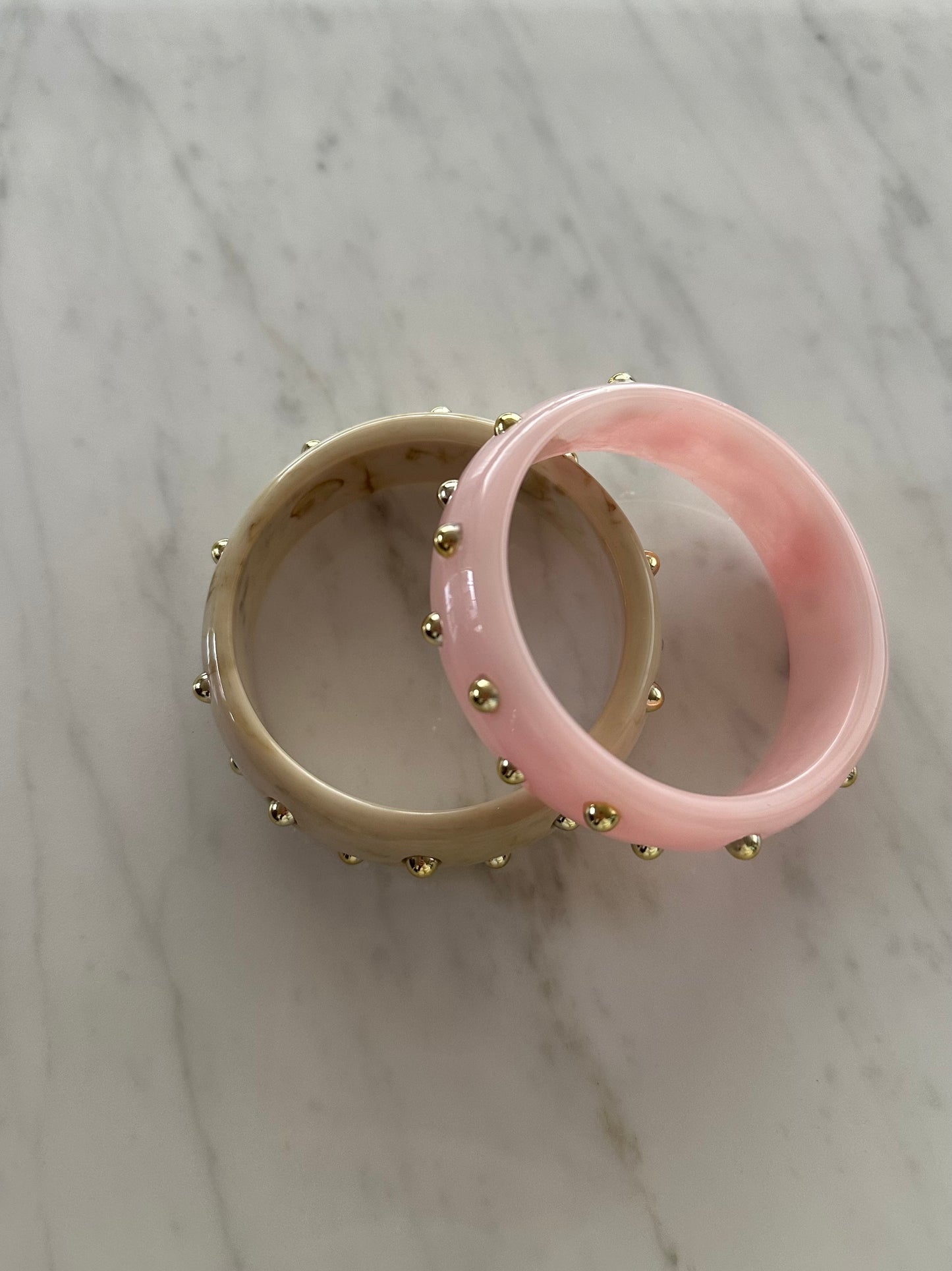 Studs bangle marmer