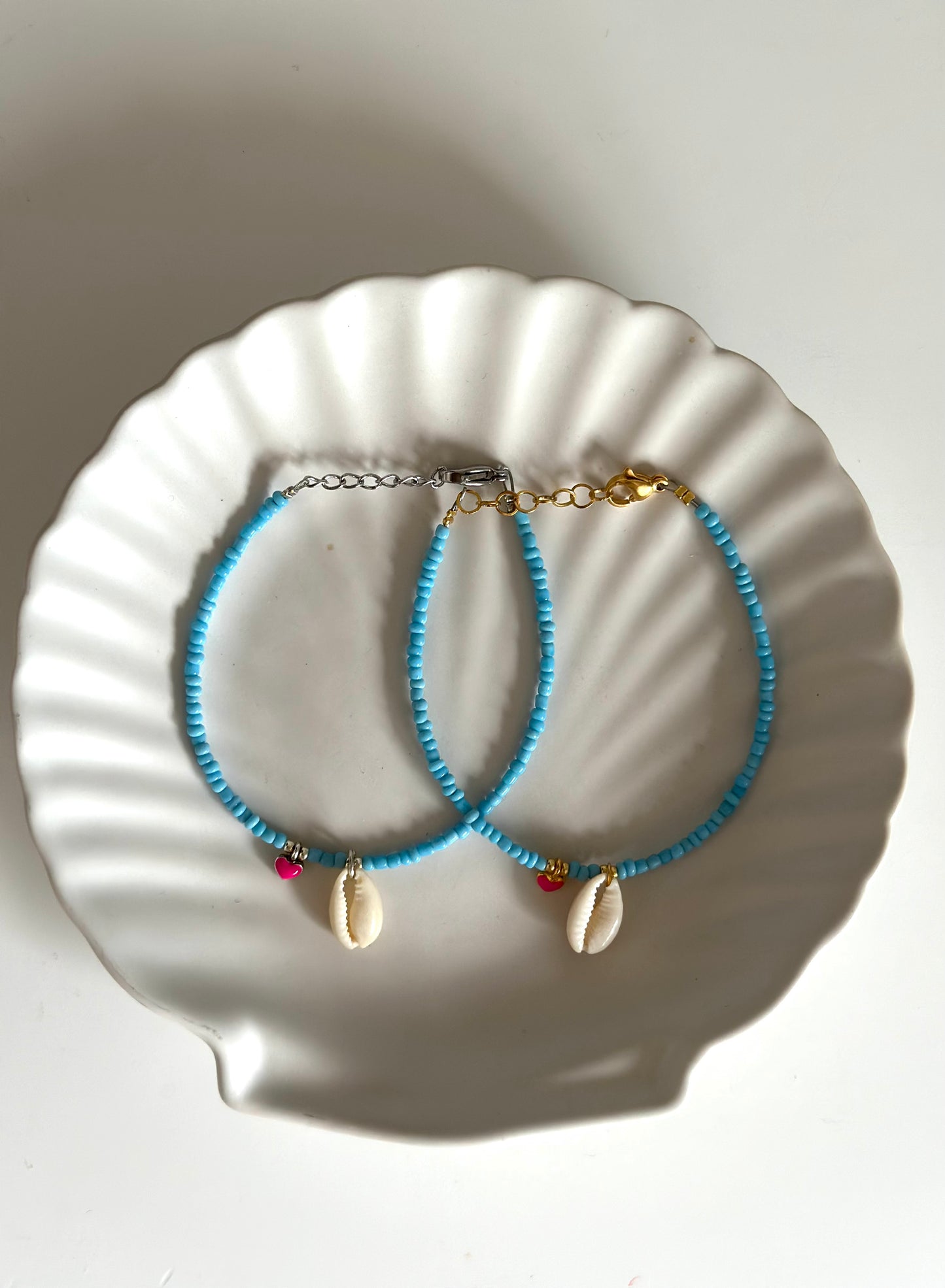 Handmade beach armbandje